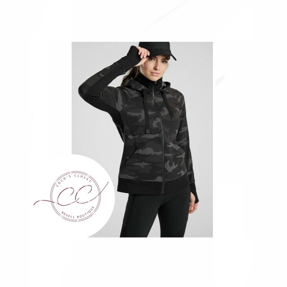NWT• ATHLETA Triumph Printed Hoodie Workout Jacket